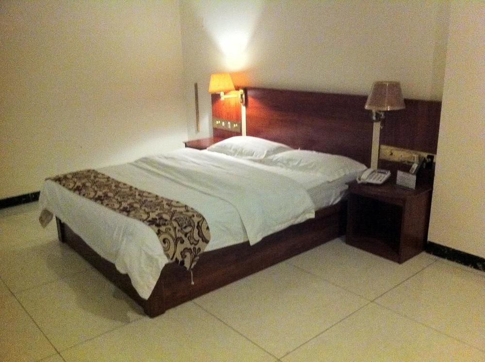 Guoxing Business Hotel Zhaoqing Esterno foto