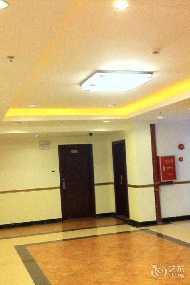 Guoxing Business Hotel Zhaoqing Esterno foto