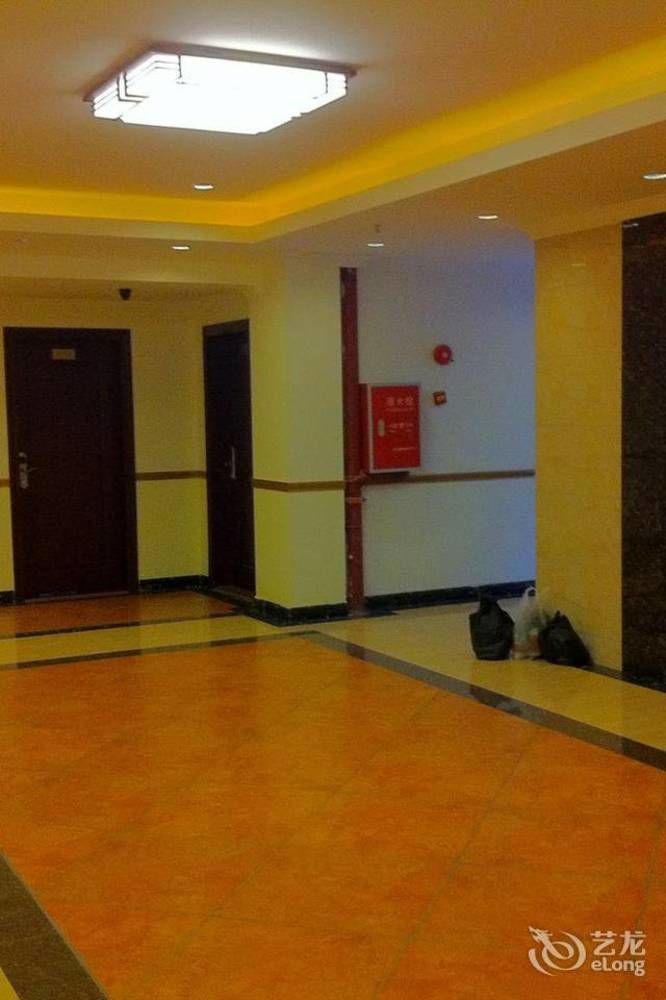 Guoxing Business Hotel Zhaoqing Esterno foto
