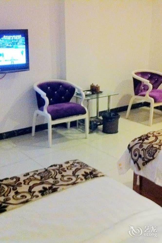 Guoxing Business Hotel Zhaoqing Esterno foto